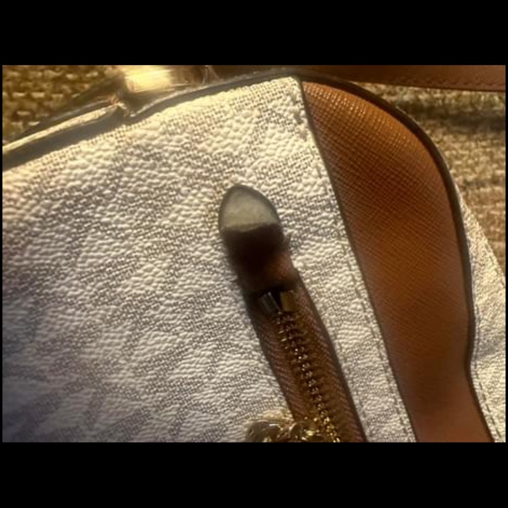 michael kors crossbody